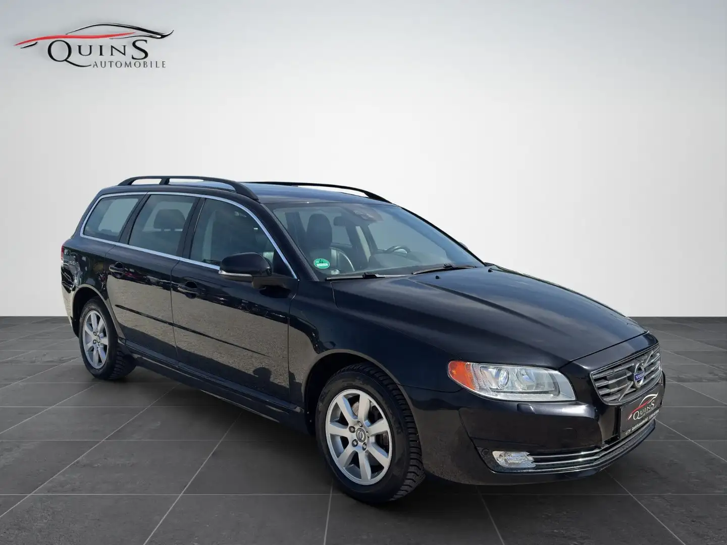 Volvo V70 Kombi Edition PRO Automatik AC PDC ABS ESP Noir - 1