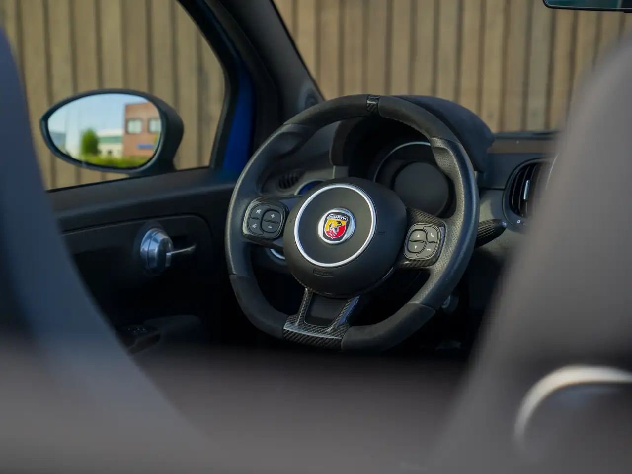 Abarth 595C 2022 — фото 12