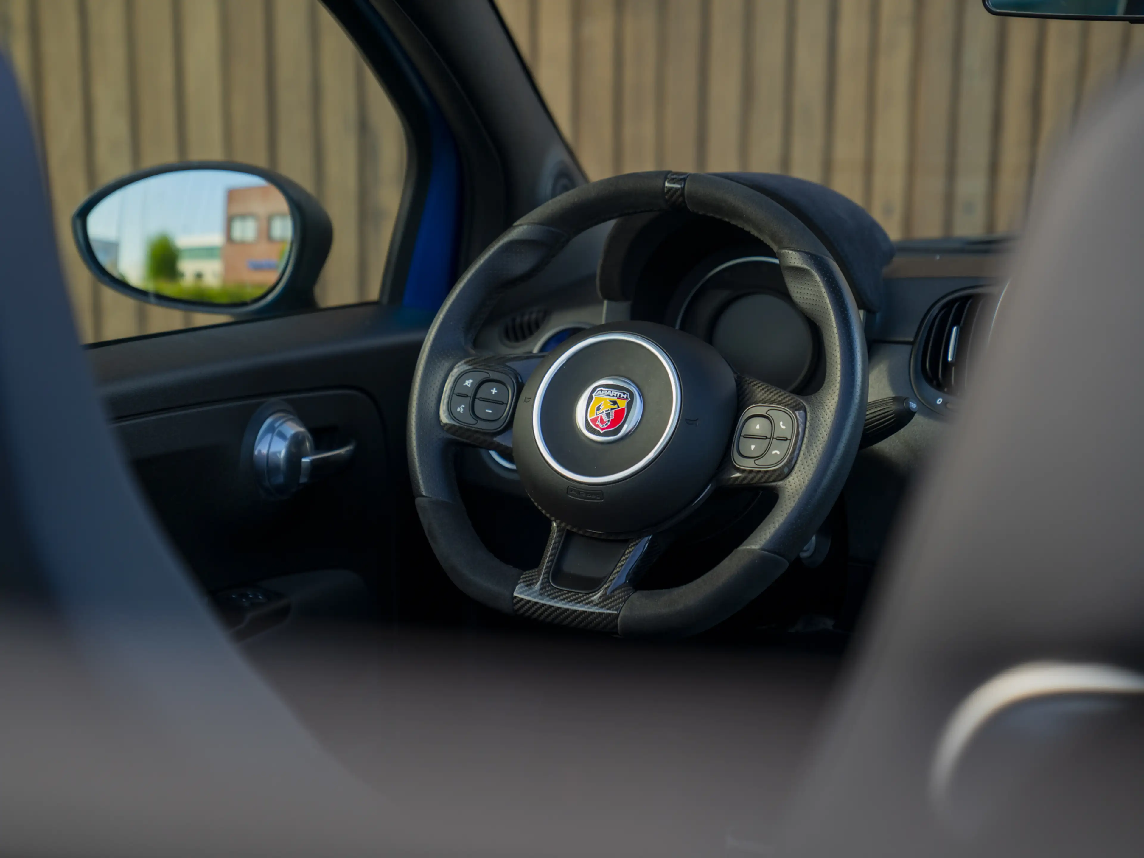 Abarth 595C Competizione | Blu Rally matte — photo 12
