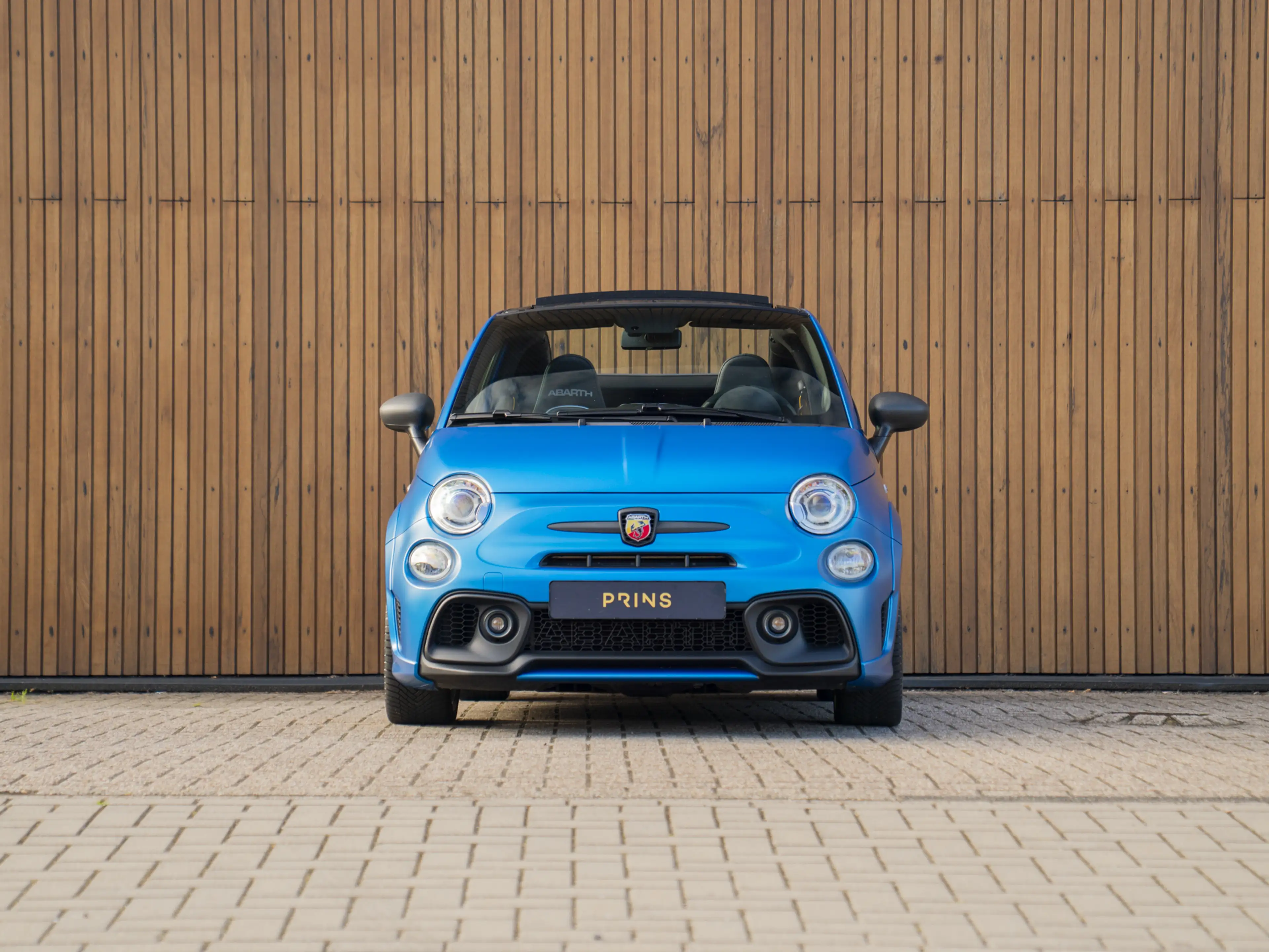 Abarth 595C Competizione | Blu Rally matte — photo 2