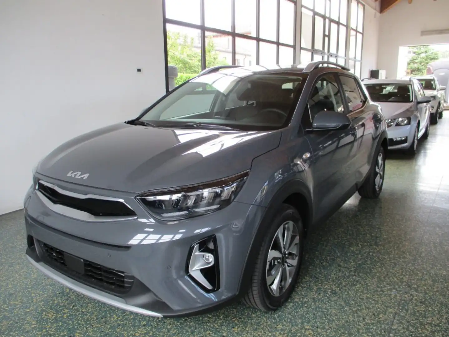 Kia Stonic 1.2 ECO GPL Style - Ordinabile Grigio - 1