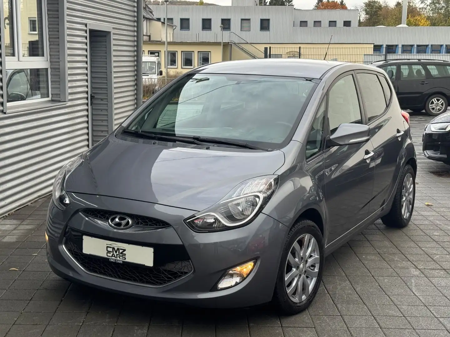 Hyundai iX20 Edition 20 / Pdc / Klima / Leder Grau - 1