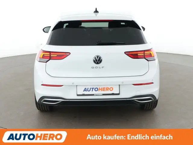 Volkswagen Golf view 5