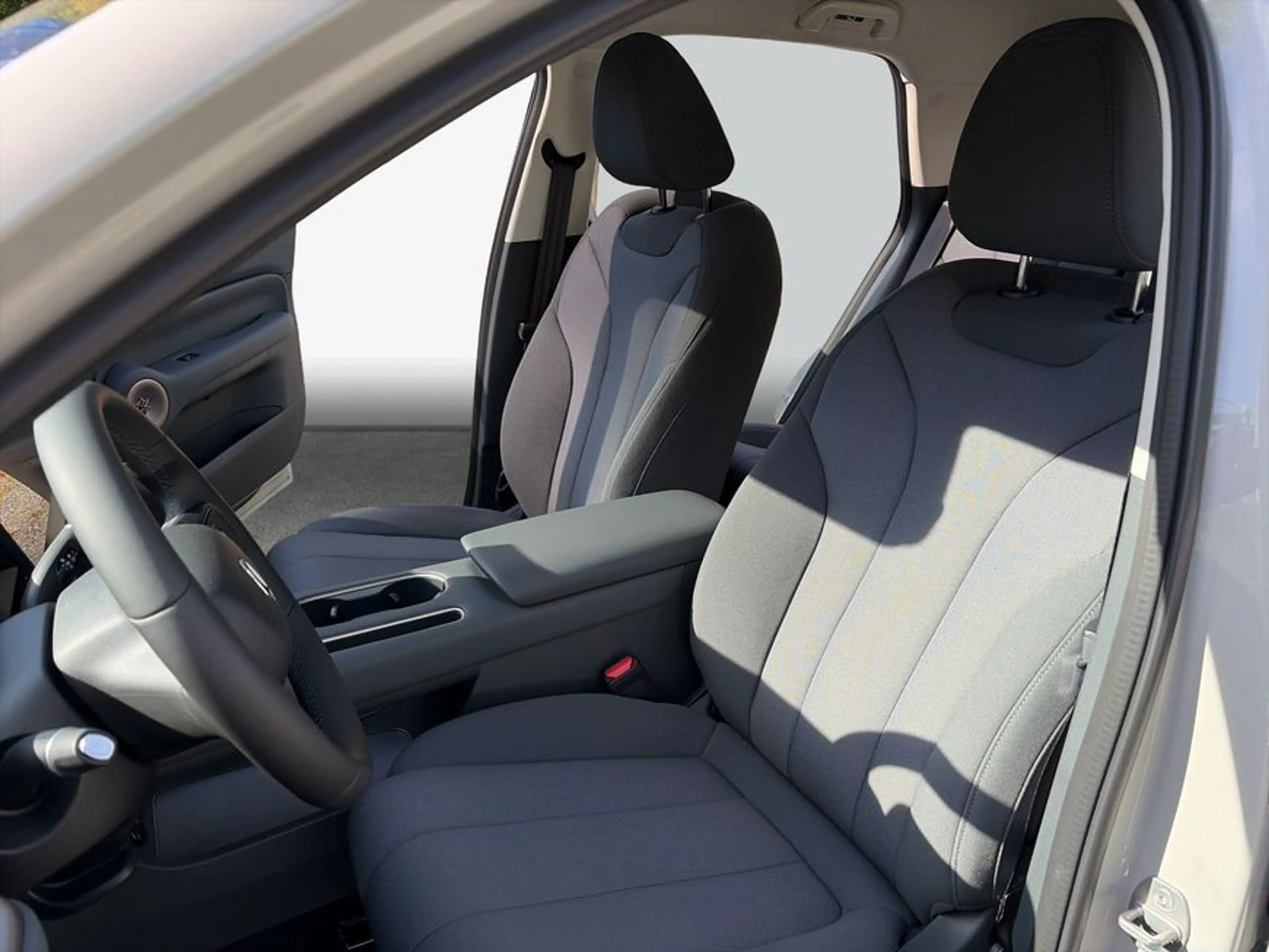 GWM Others Ora 05 Voll Hybrid 223PS Premium — photo 10