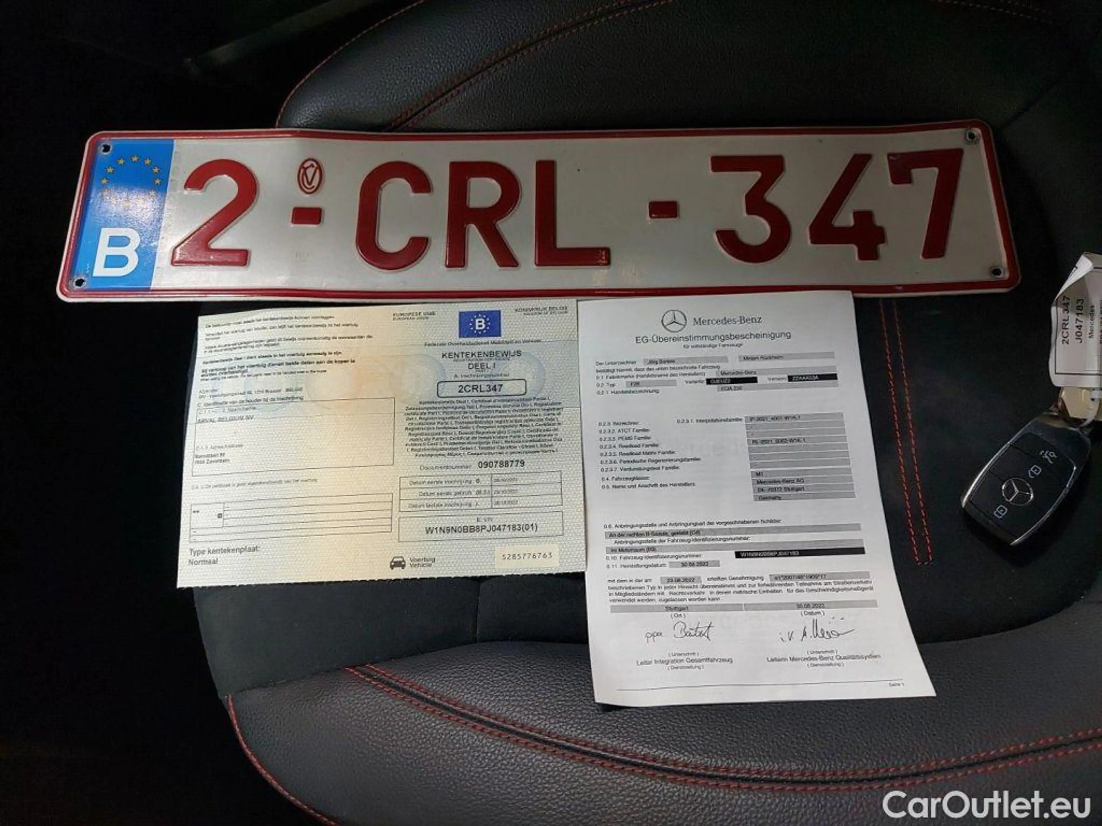 Mercedes-Benz EQA 250 AMG Line 5d — photo 4