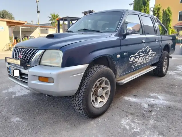 Mitsubishi L200 L200 d.cab 2.5 tdi GLS Air 4wd 115cv Motore Rotto