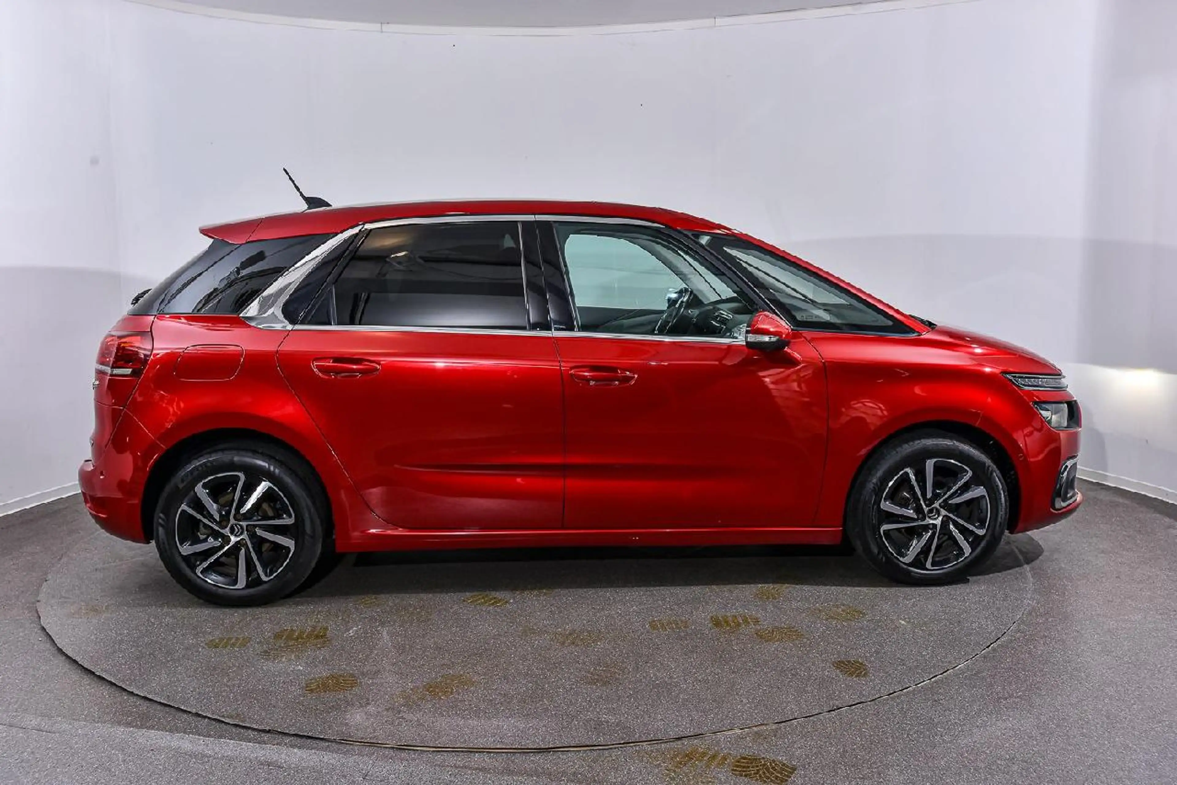 Citroen C4 Picasso C4 Spacetourer PT130 S&S Shine — photo 4