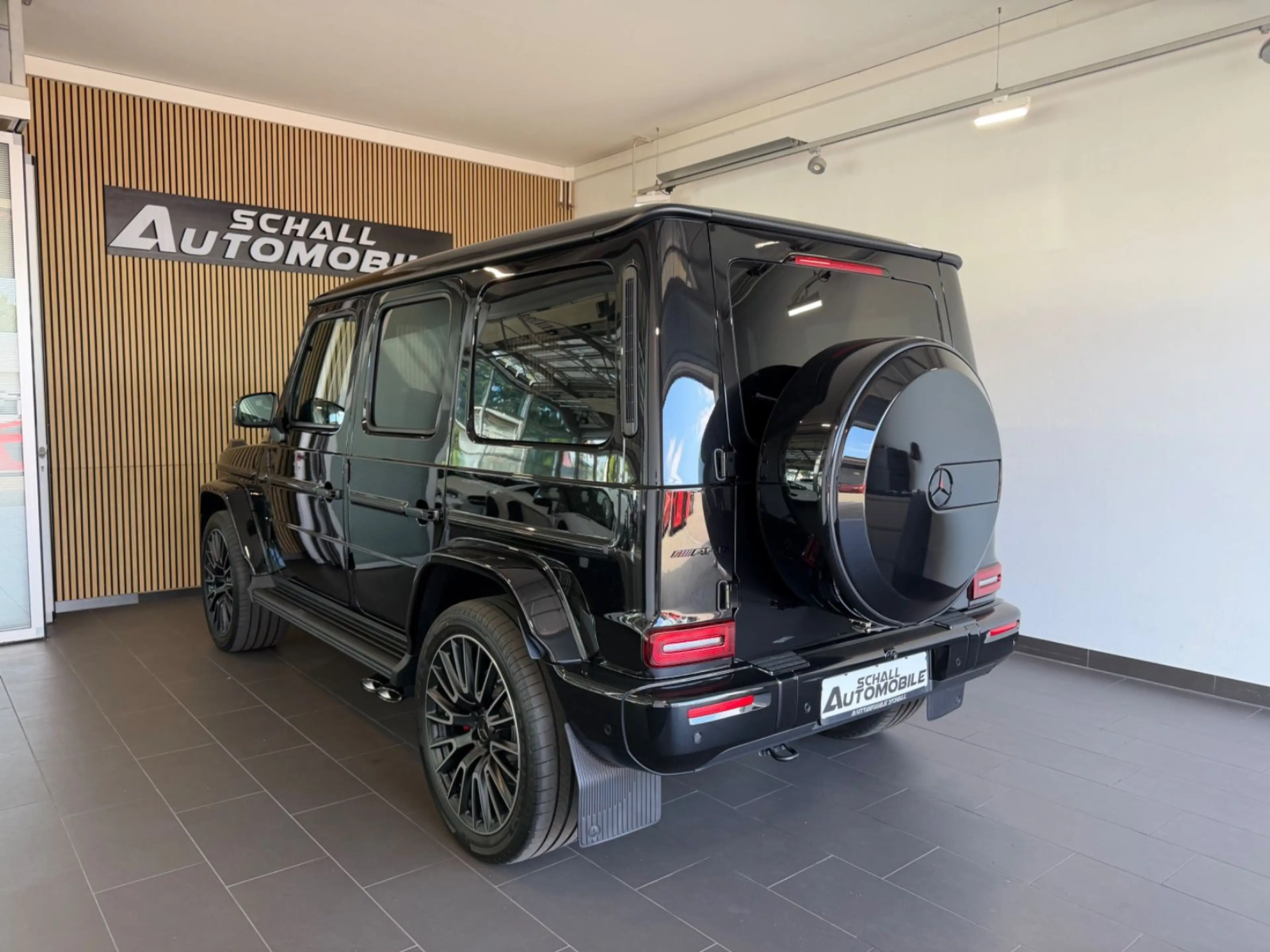 Mercedes-Benz G 63 AMG *A22/Prod.26/3xTV/STDHZG/TRACK-PACK* — photo 6