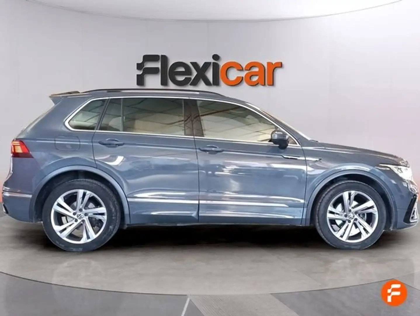 Volkswagen Tiguan 2.0TDI R-Line DSG 110kW Gris - 2
