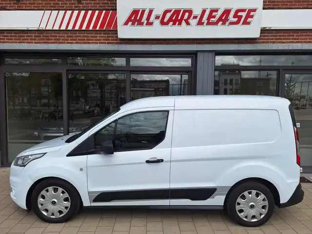 Ford Transit Connect Trend T200 3e zit - Trekhaak - Airco + GPS - Parkeersensoren