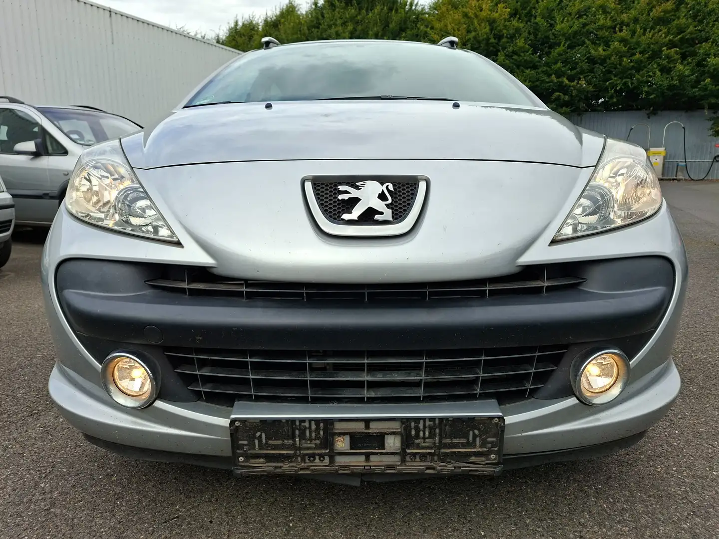 Peugeot 207 SW 75 Urban Move, Klima, Panoramadach, Klima, ZV.. Silber - 1