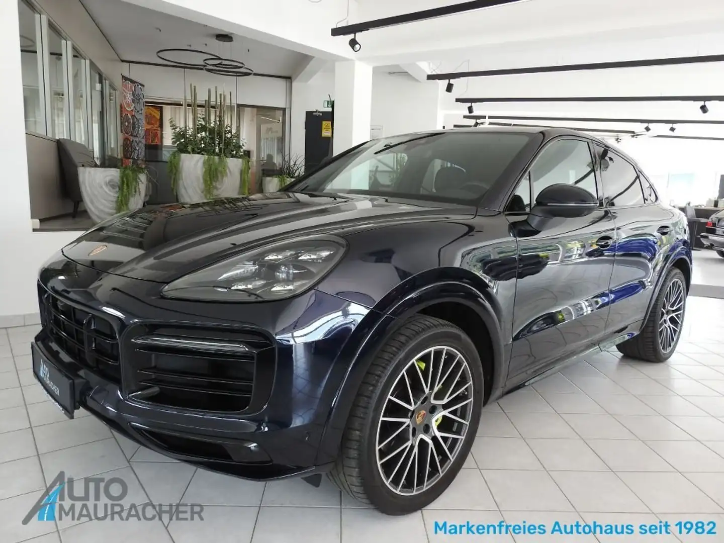 Porsche Cayenne Coupe E-Hybrid*MATRIX*AHK*LUFT* Blau - 1