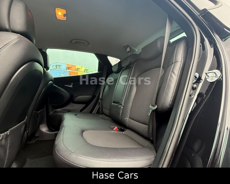 Hyundai iX35 1.6 *Navi*Kamera*1.Hand*Service+TÜV NEU* — photo 12