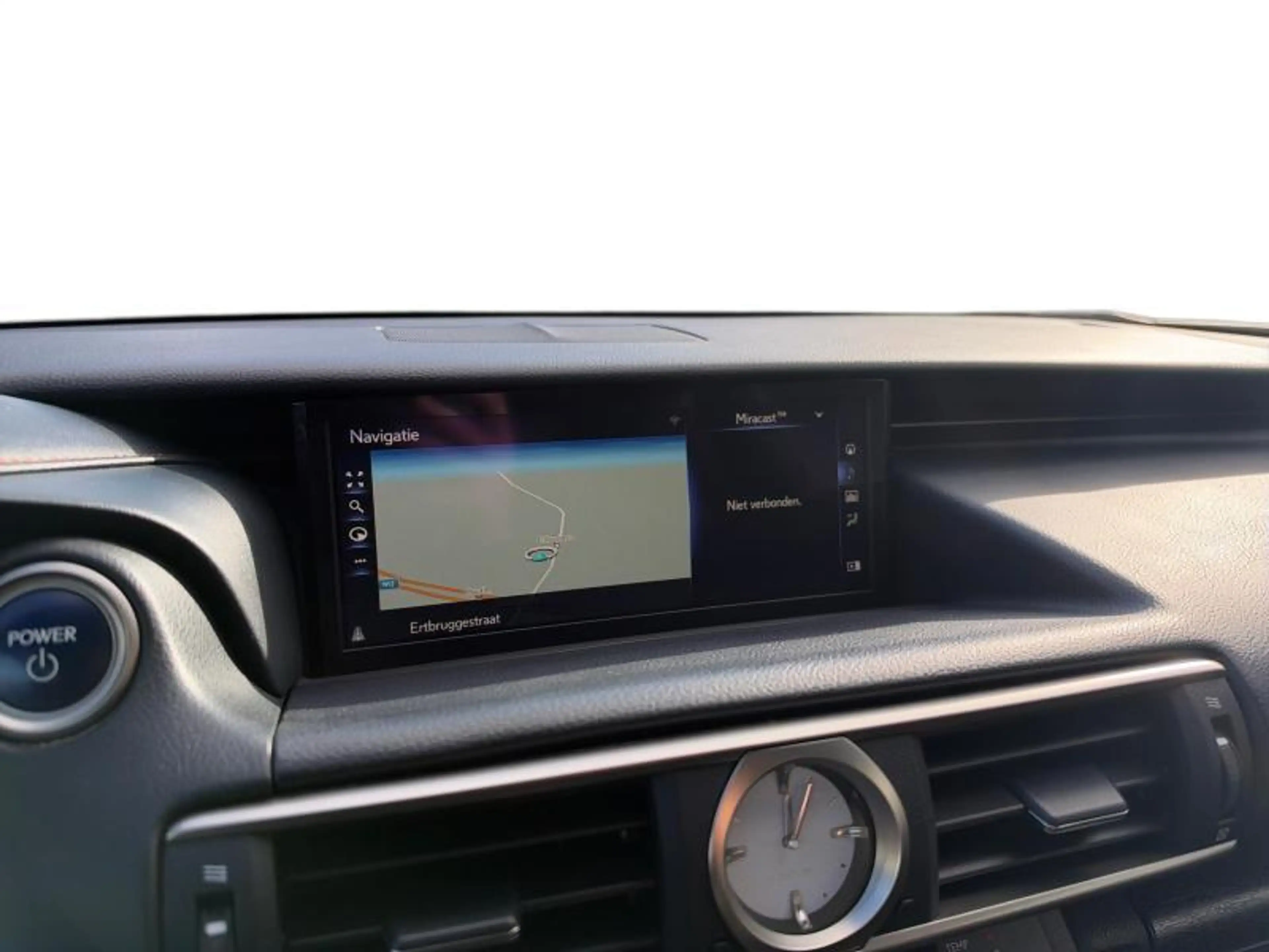 Lexus RC 300h F-Sport Line — photo 11