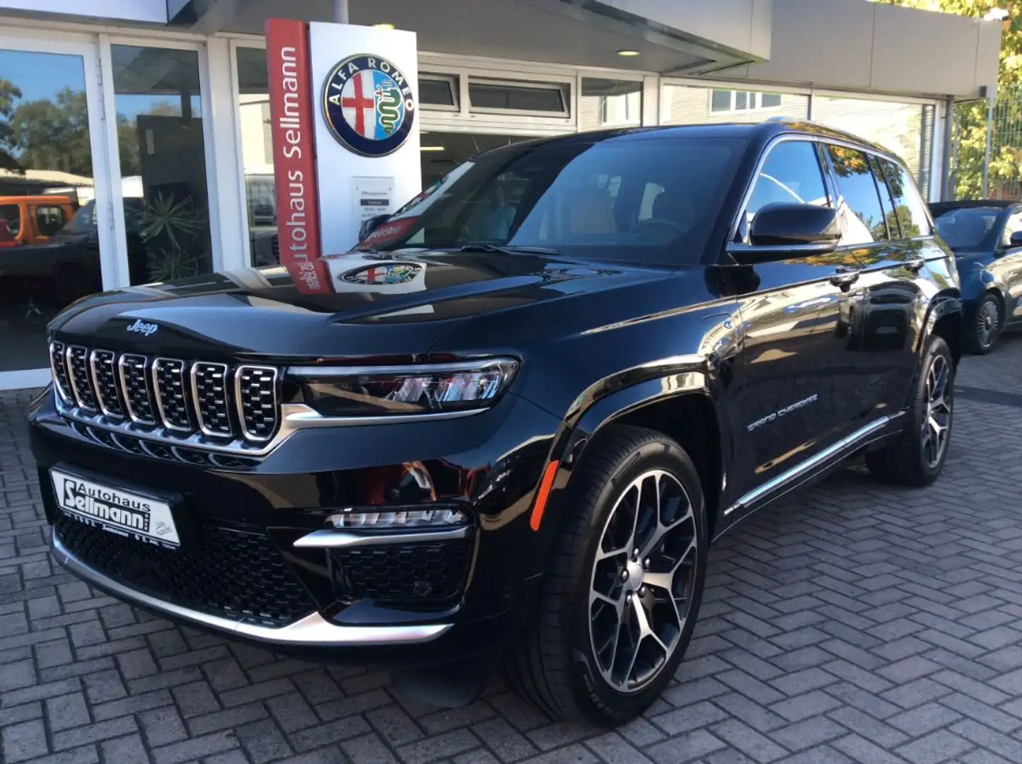 Jeep Grand Cherokee 2.0 4xe Plug-in Hybrid Automatik Summit Reserve Noir - 1