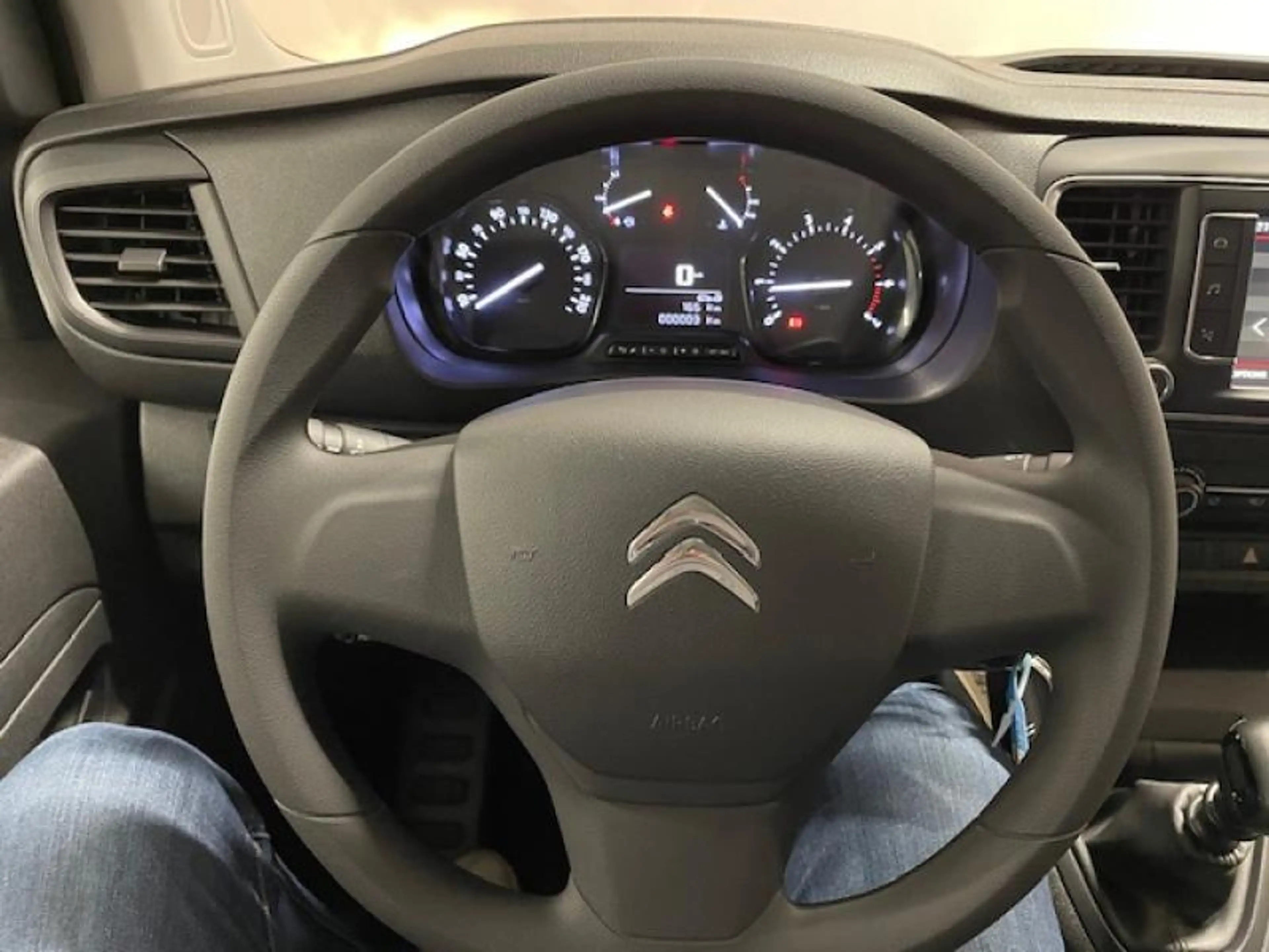 Citroen Jumpy TAILLE M — photo 12
