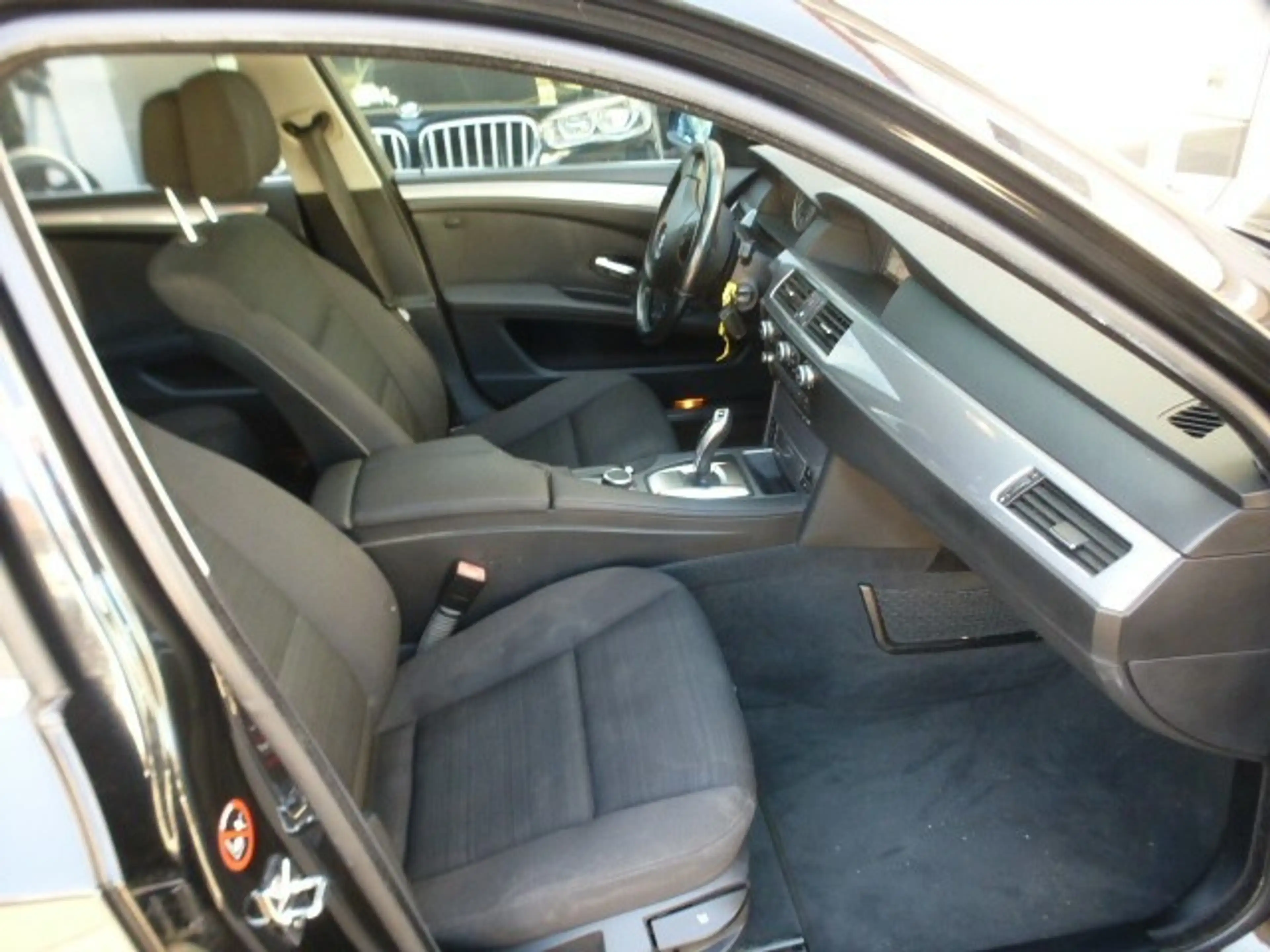 BMW 525 Touring DIESEL LCI M57 AHK NAVI KLIMA PDC — photo 13