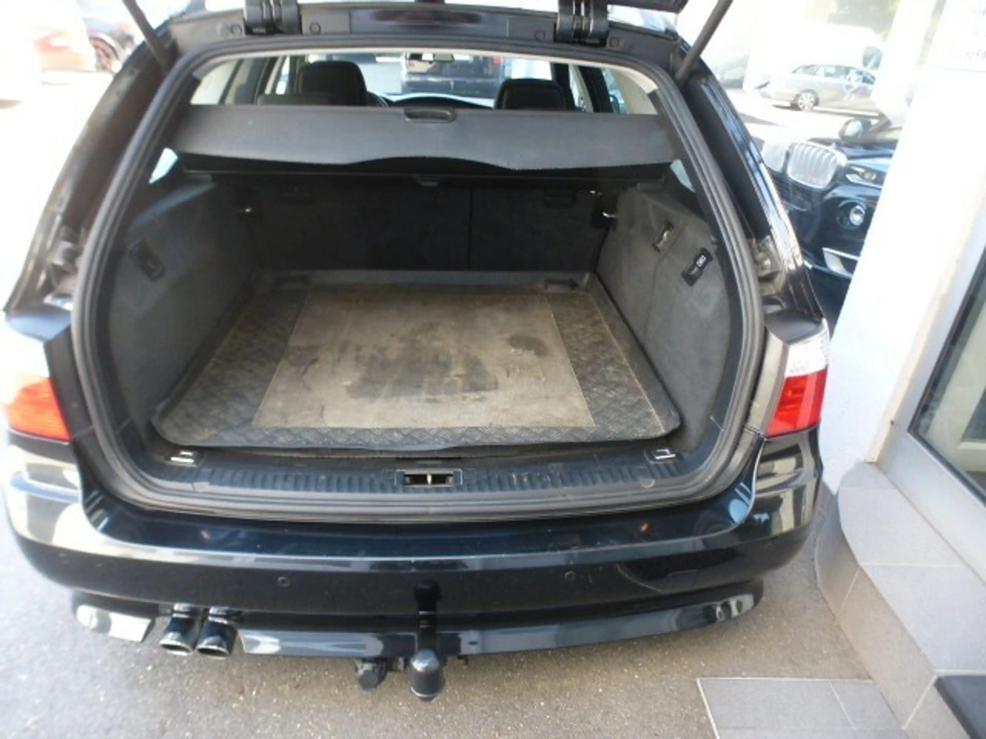 BMW 525 Touring DIESEL LCI M57 AHK NAVI KLIMA PDC — photo 11