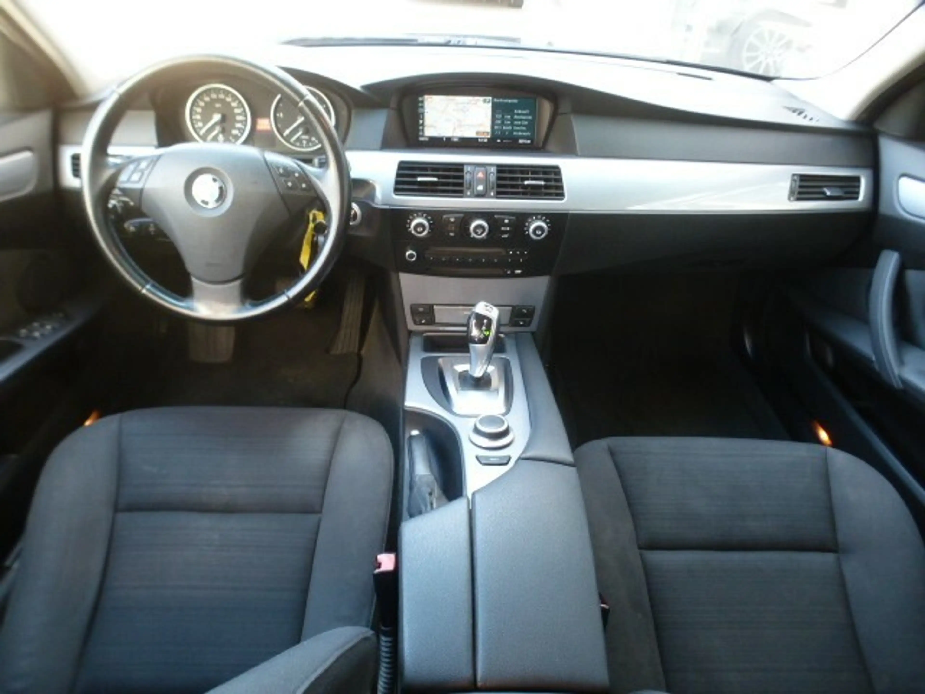 BMW 525 Touring DIESEL LCI M57 AHK NAVI KLIMA PDC — photo 7