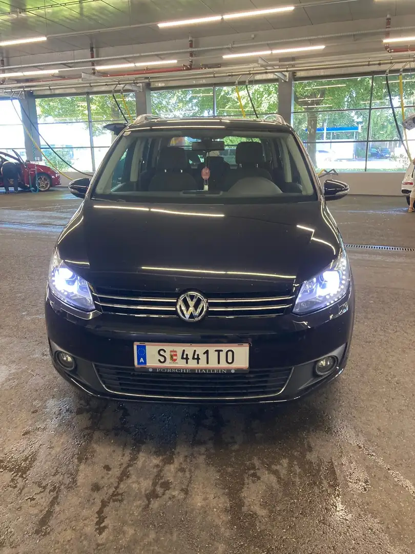Volkswagen Touran Highline 1,6 BMT TDI DPF DSG - 1