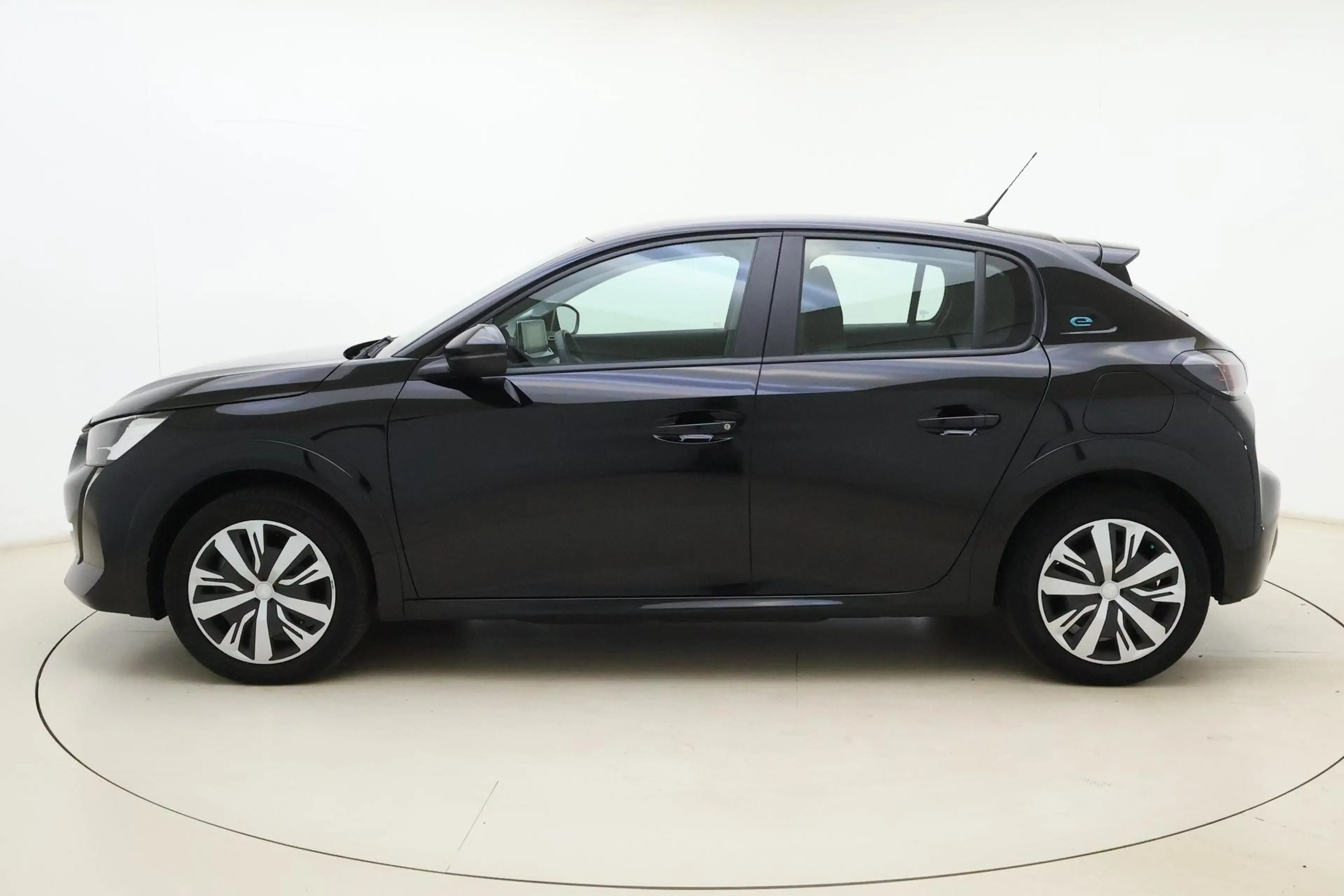 Peugeot e-208 EV Active 50 kWh 3-Fase | Navigatie via Apple Carp — photo 6