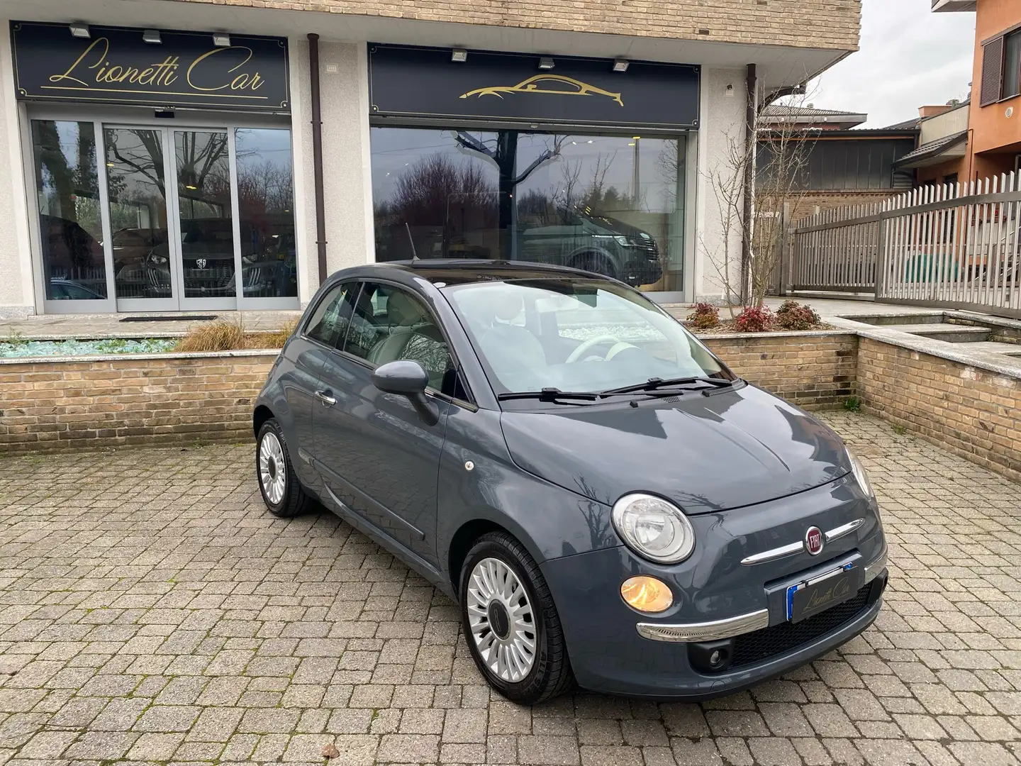 Fiat 500 500 1.2 Lounge 69 Cv Grijs - 1