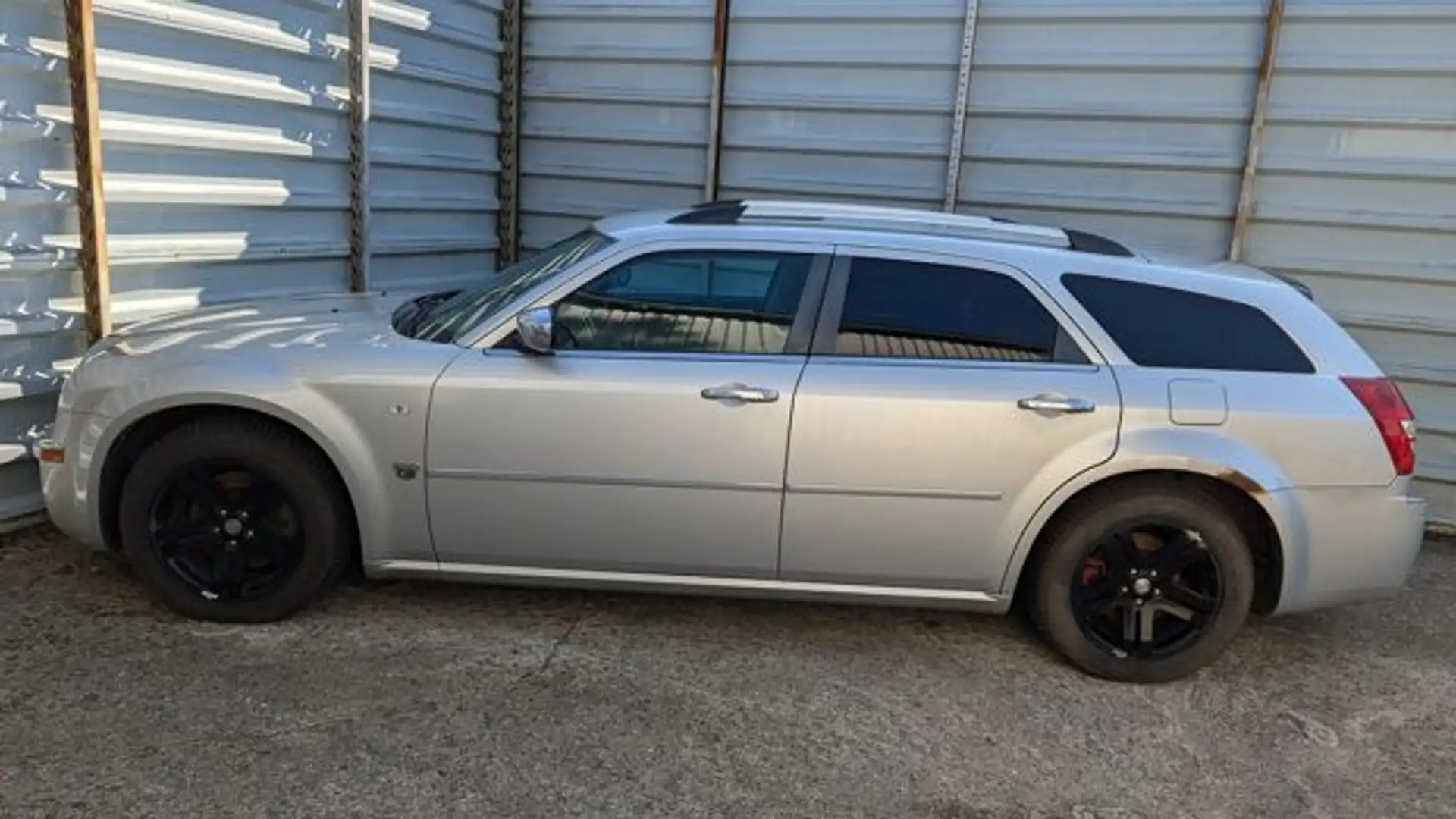 Chrysler 300C Touring 3.0 CRD Srebrny - 2