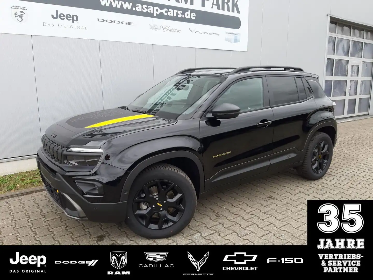 Jeep Avenger 4XE MY25 The North Face 1.2l Zwart - 1
