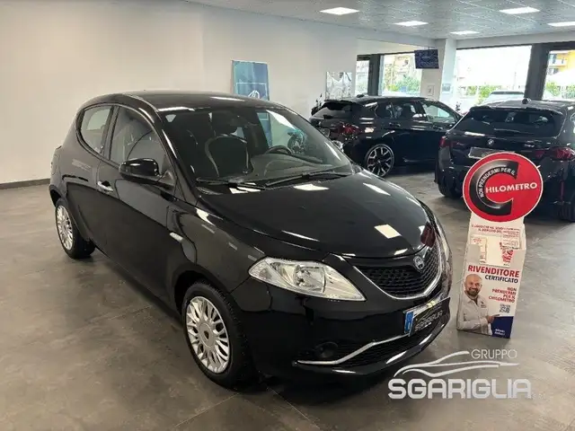 Lancia Ypsilon 1.3 Multijet 95 CV Gold