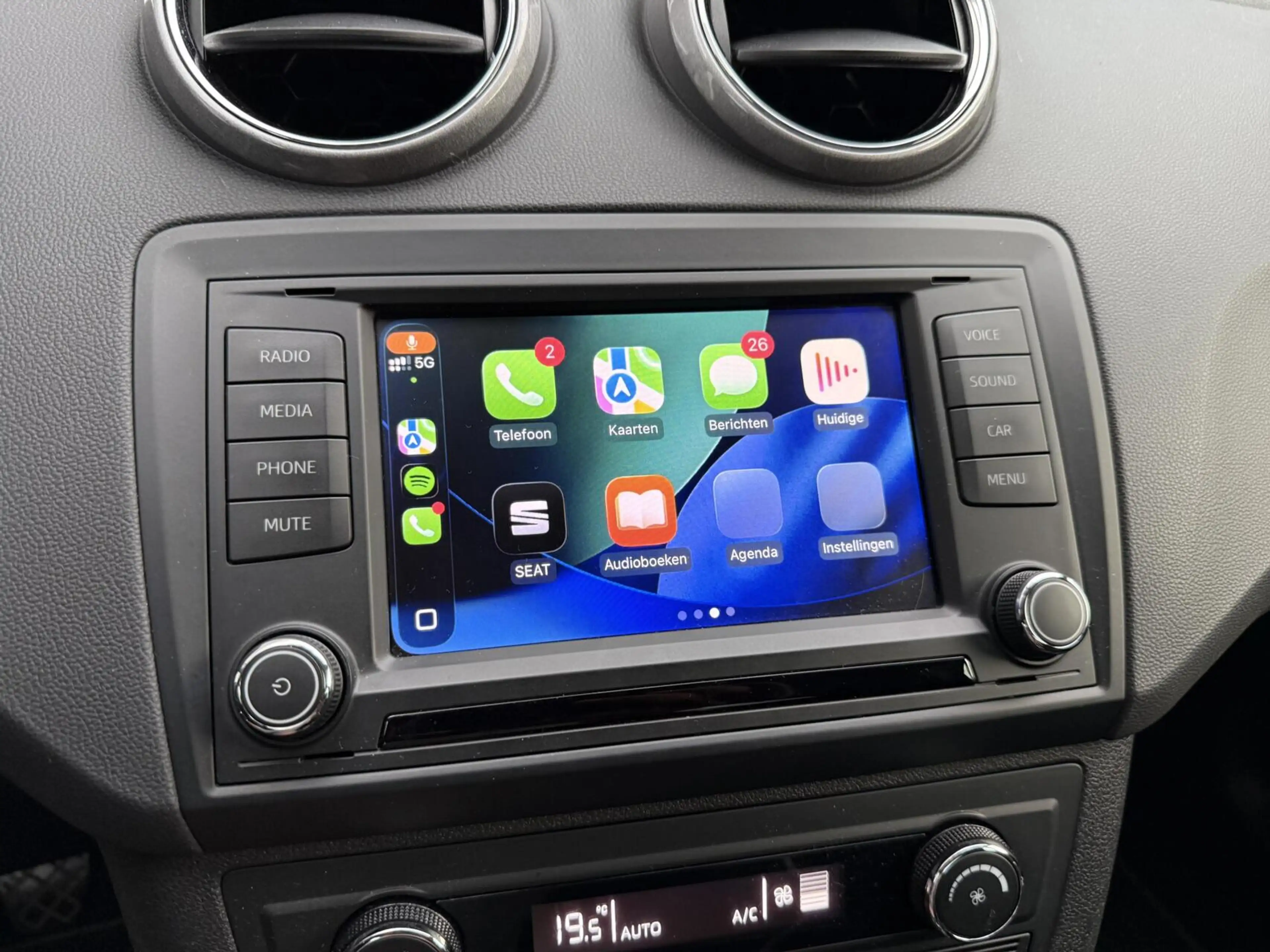 SEAT Ibiza 1.0 EcoTSI FR | CarPlay | LED | Navigatie | Climat — photo 13
