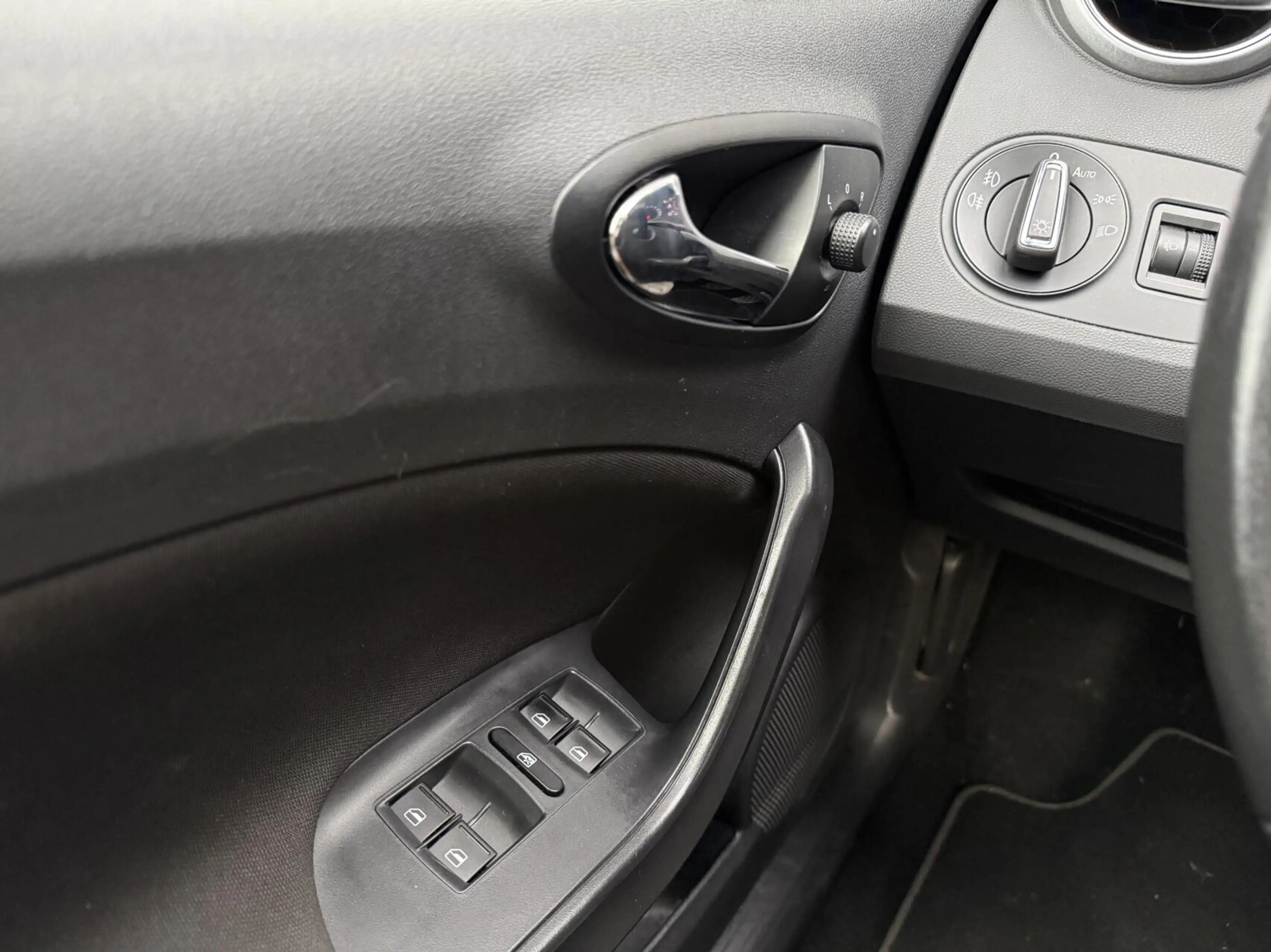 SEAT Ibiza 1.0 EcoTSI FR | CarPlay | LED | Navigatie | Climat — photo 19