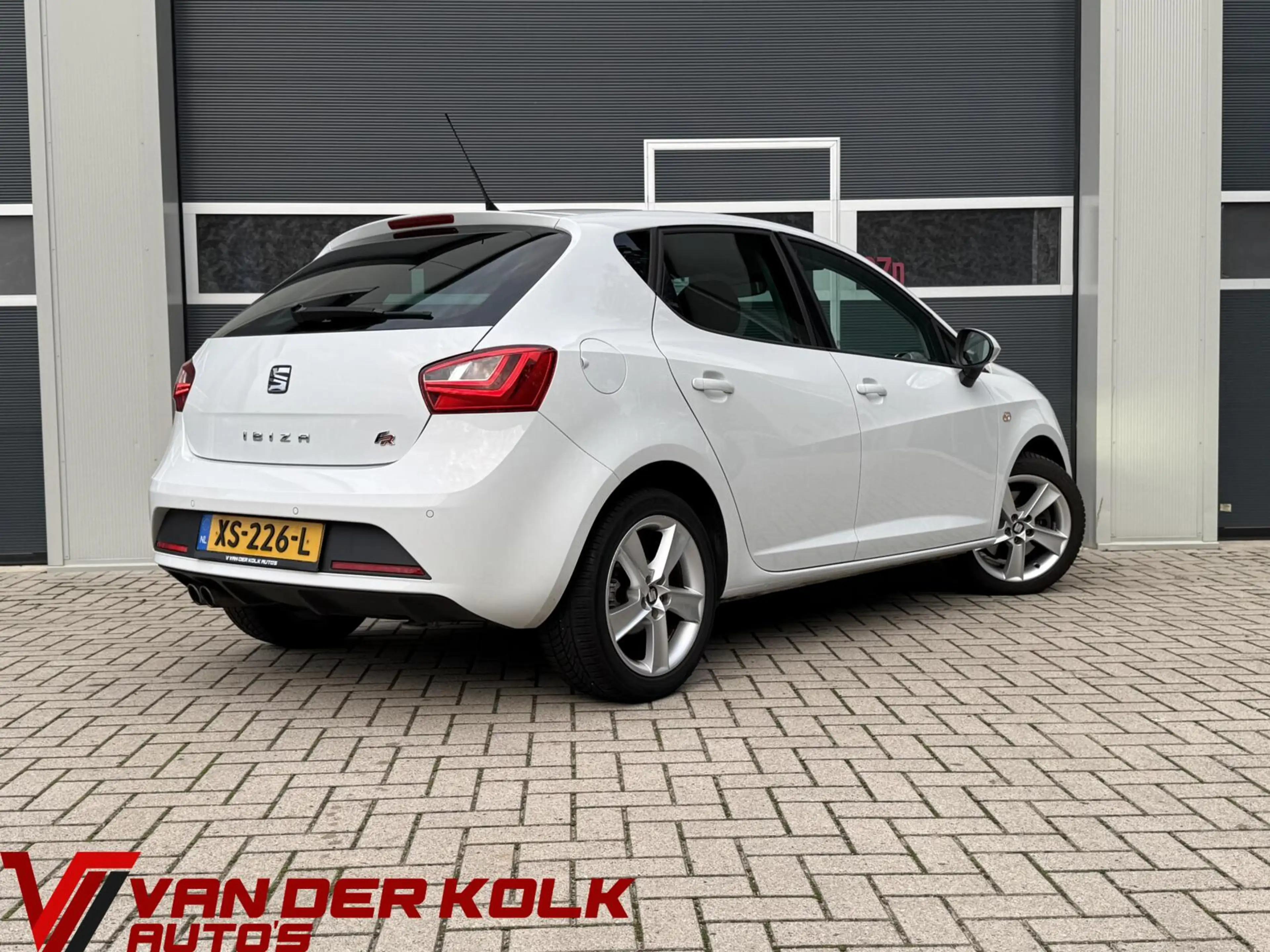 SEAT Ibiza 1.0 EcoTSI FR | CarPlay | LED | Navigatie | Climat — photo 2