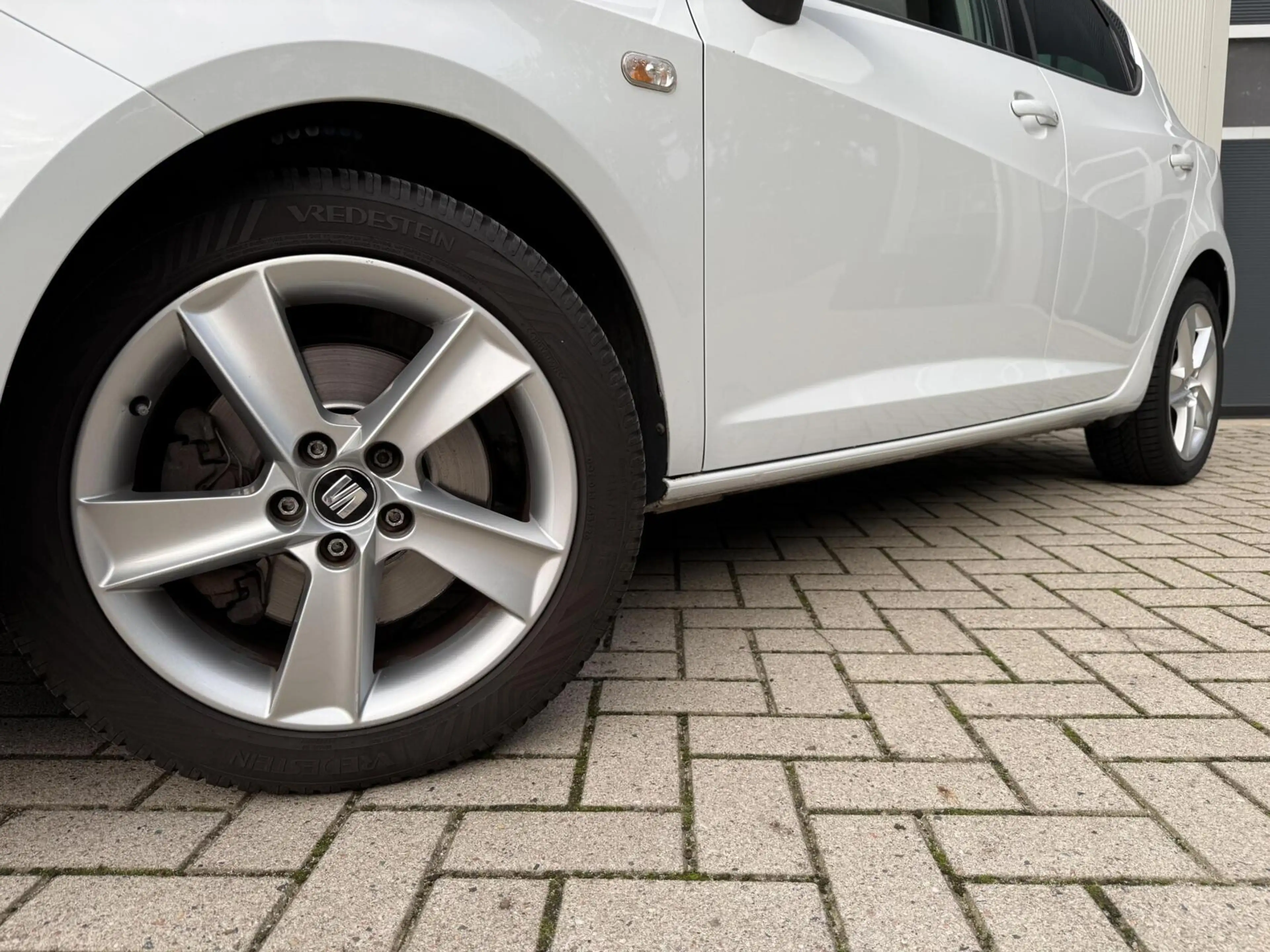 SEAT Ibiza 1.0 EcoTSI FR | CarPlay | LED | Navigatie | Climat — photo 23