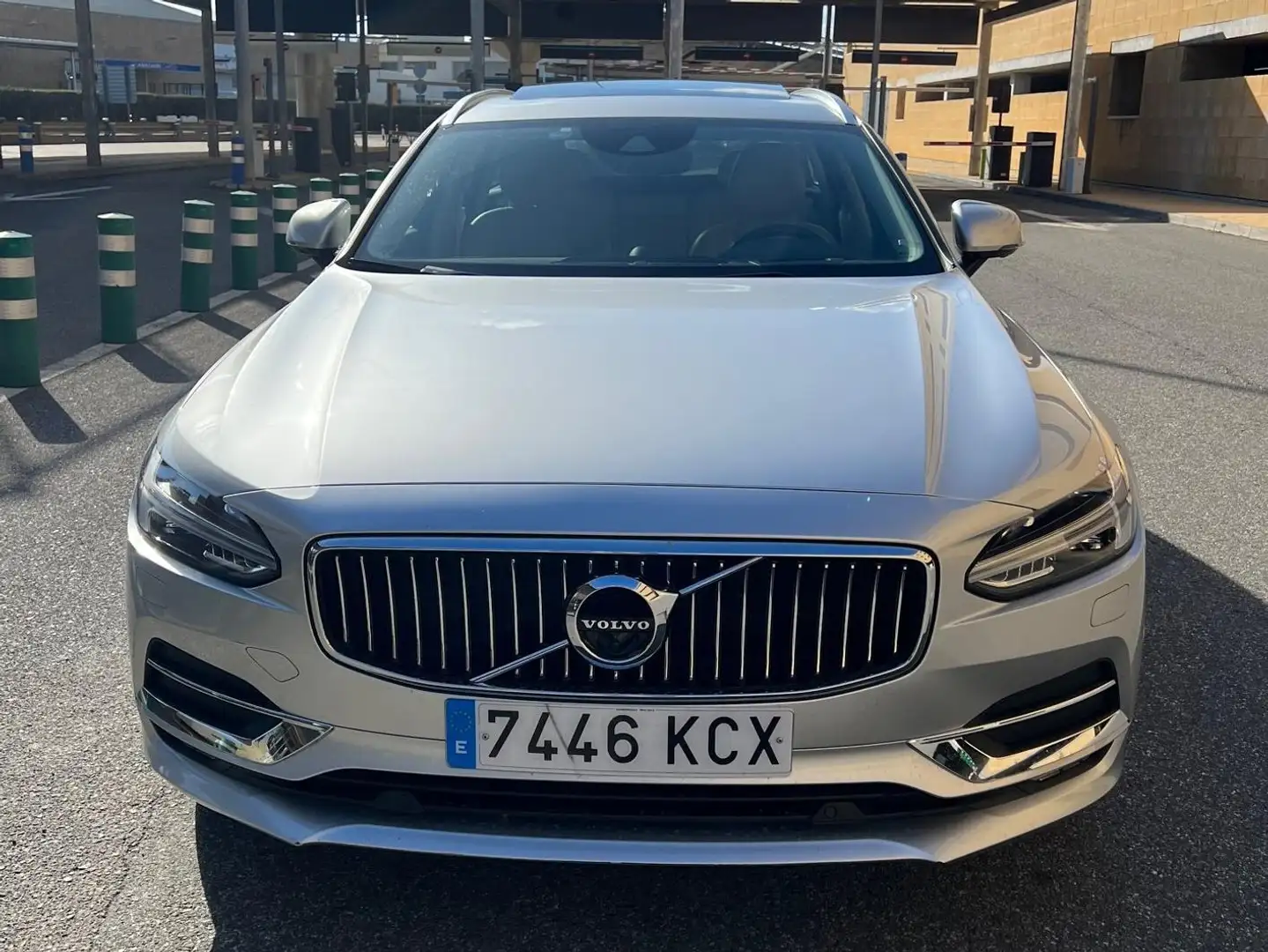 Volvo V90 V90 D5 Inscription AWD Aut. Inscription Plateado - 1