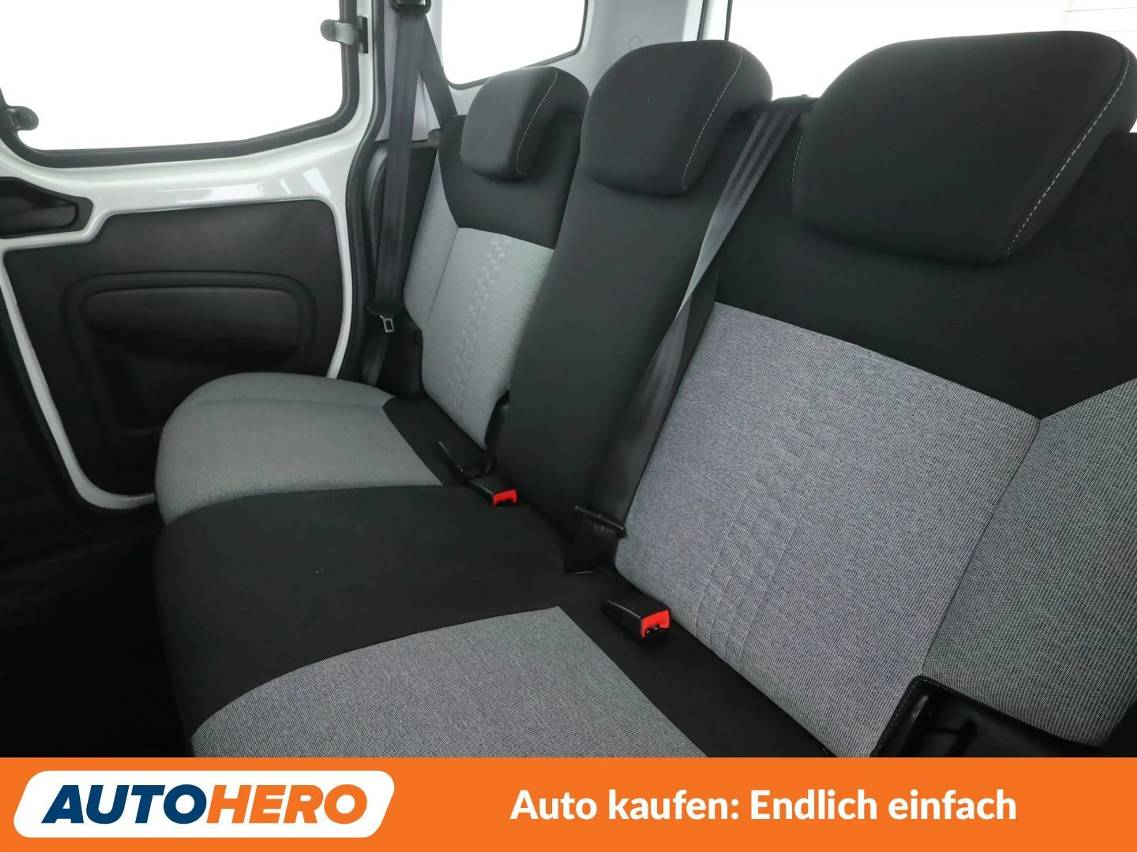 Fiat Qubo 1.4 Lounge*NAVI*PDC*KLIMA*GARANTIE* — photo 14