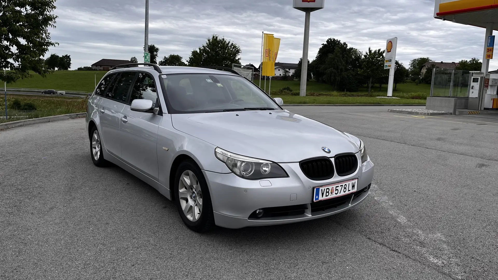 BMW 525 525d Touring Österreich-Paket Aut. - 2