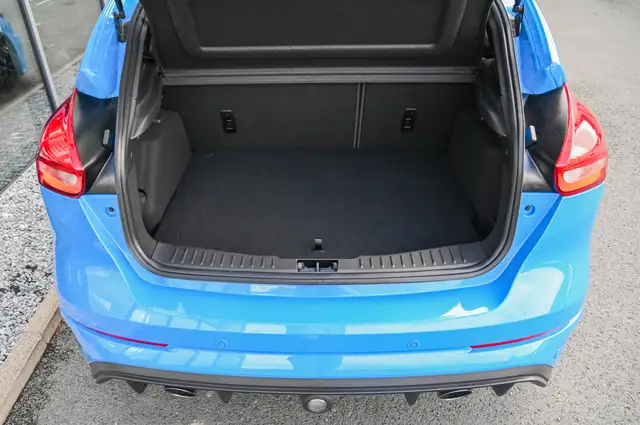 Ford Focus view 8
