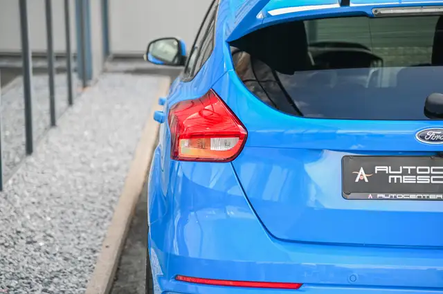 Ford Focus view 24