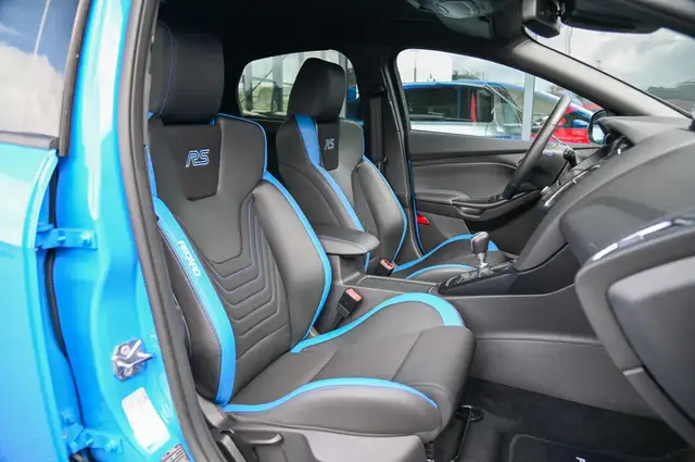 Ford Focus view 13