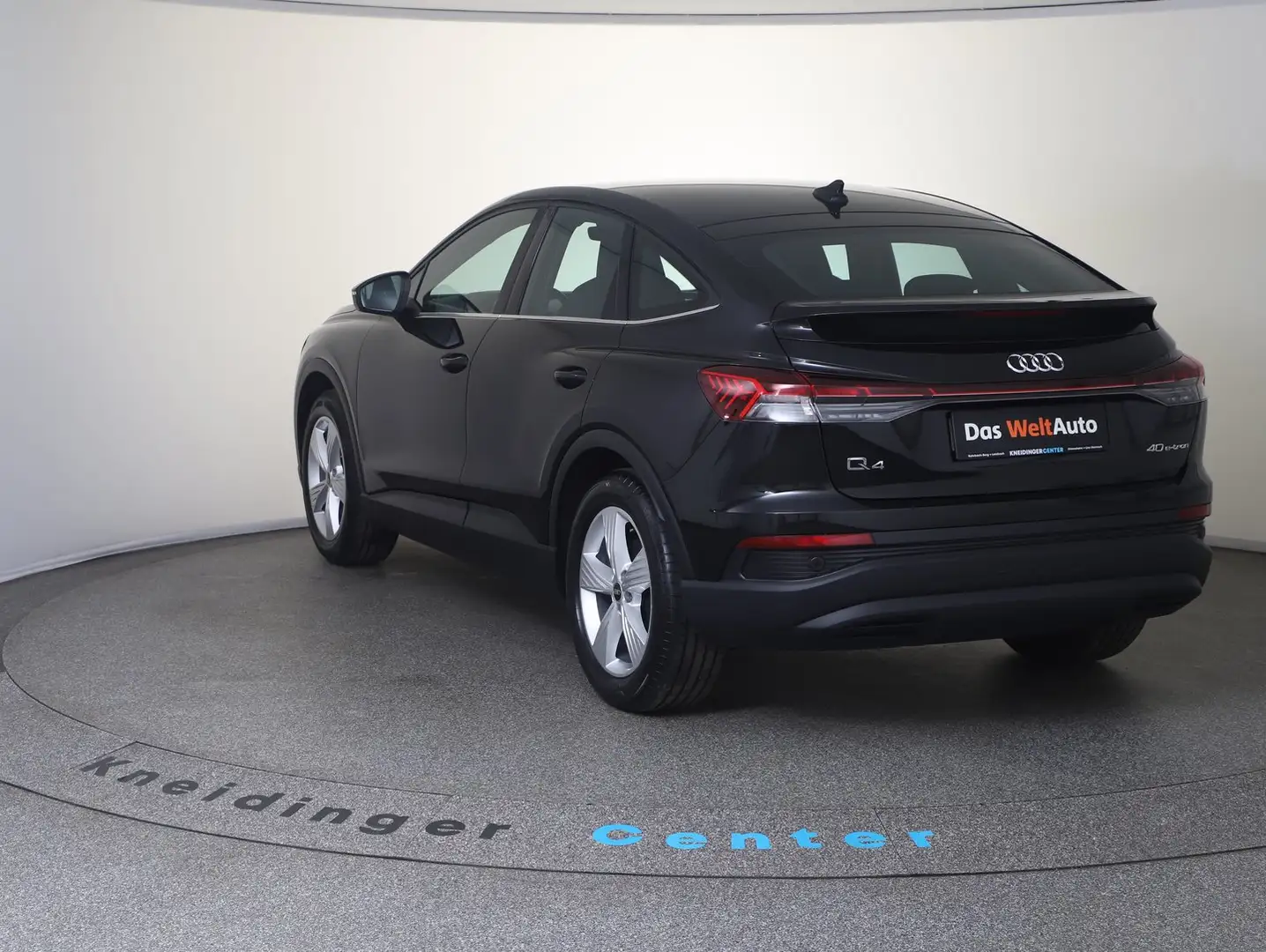 Audi Q4 e-tron Audi Q4 Sportback 40 e-tron Schwarz - 2
