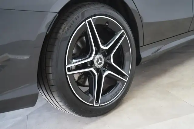 Mercedes-Benz C-Class view 15