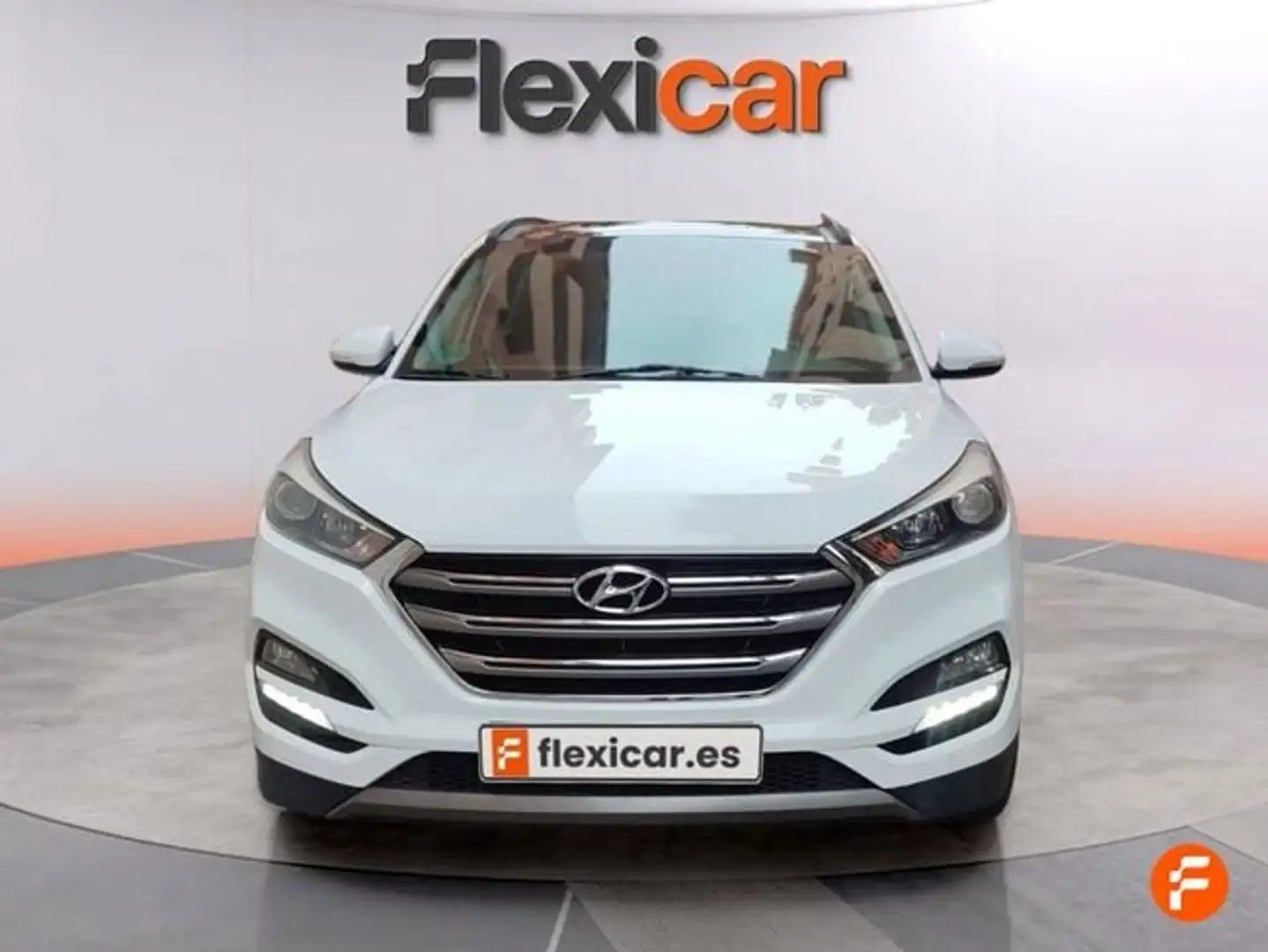 Hyundai TUCSON 1.7CRDI BD Klass Sky Nav 4x2 Blanc - 2