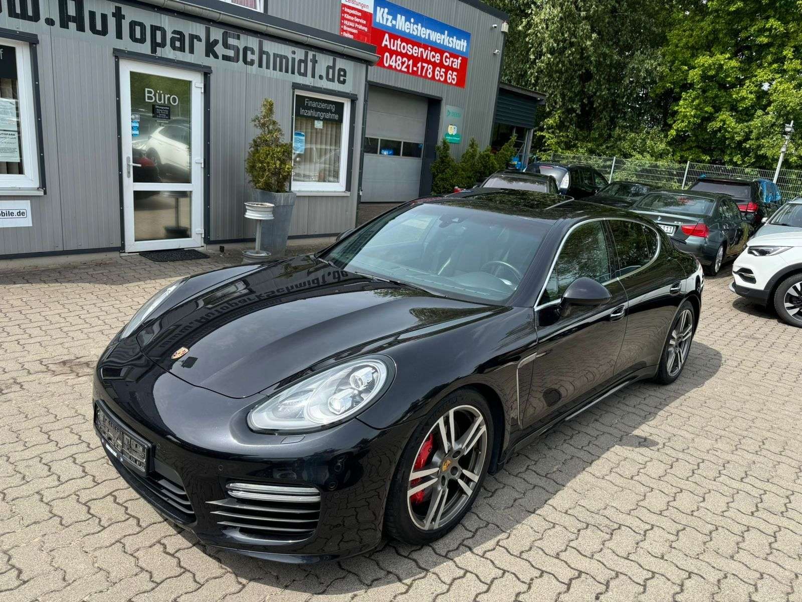 Second hand Porsche Panamera 