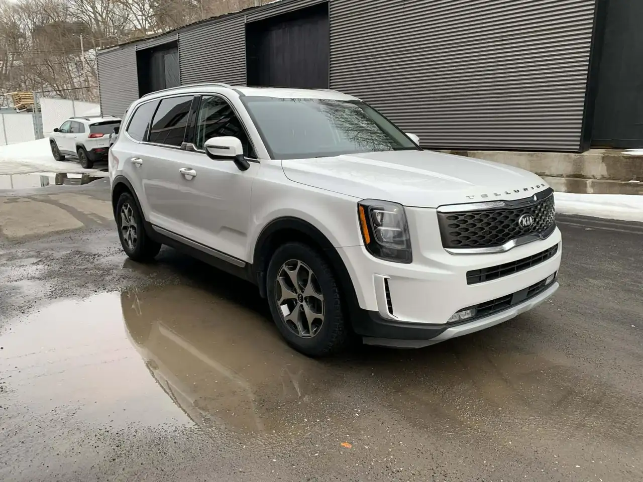 Kia Telluride снимка Kia Telluride