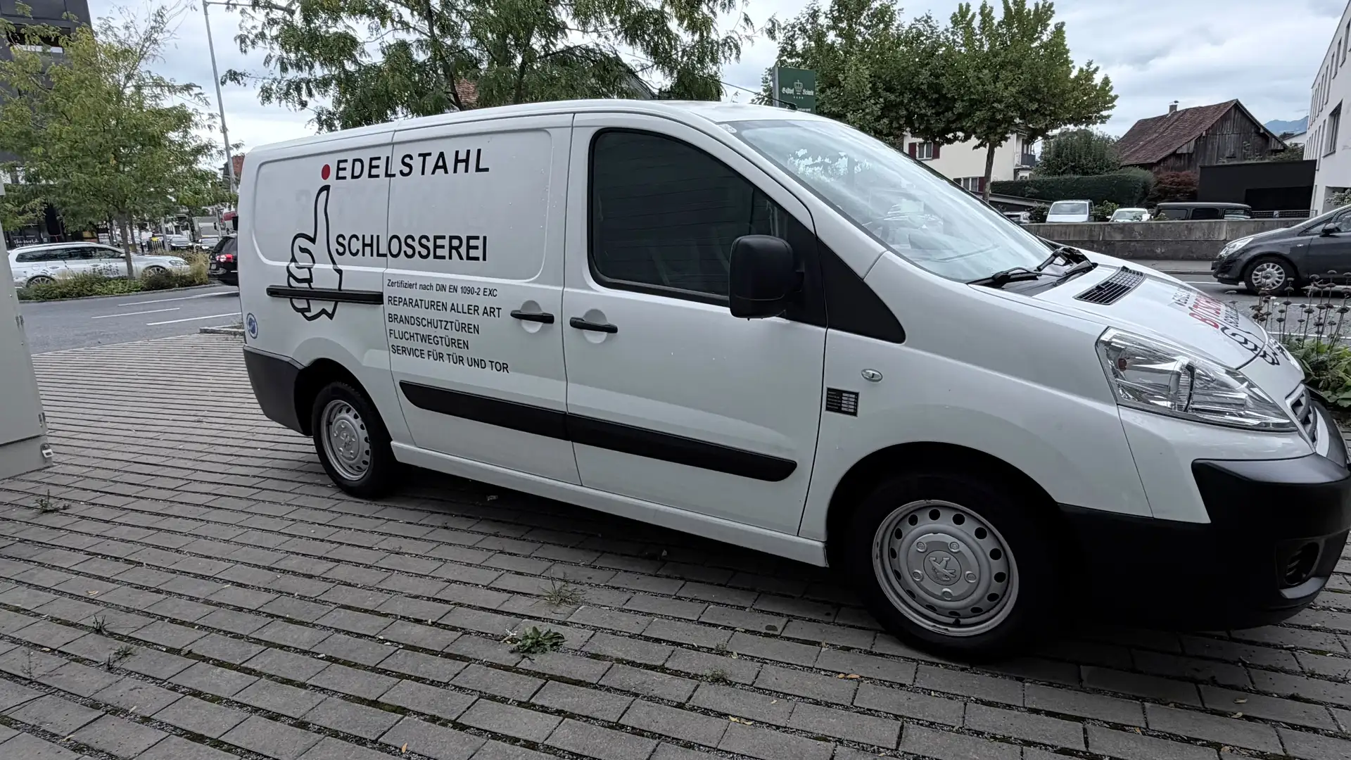 Peugeot Expert Kasten L2H1 2,0 HDi 130 FAP - 1