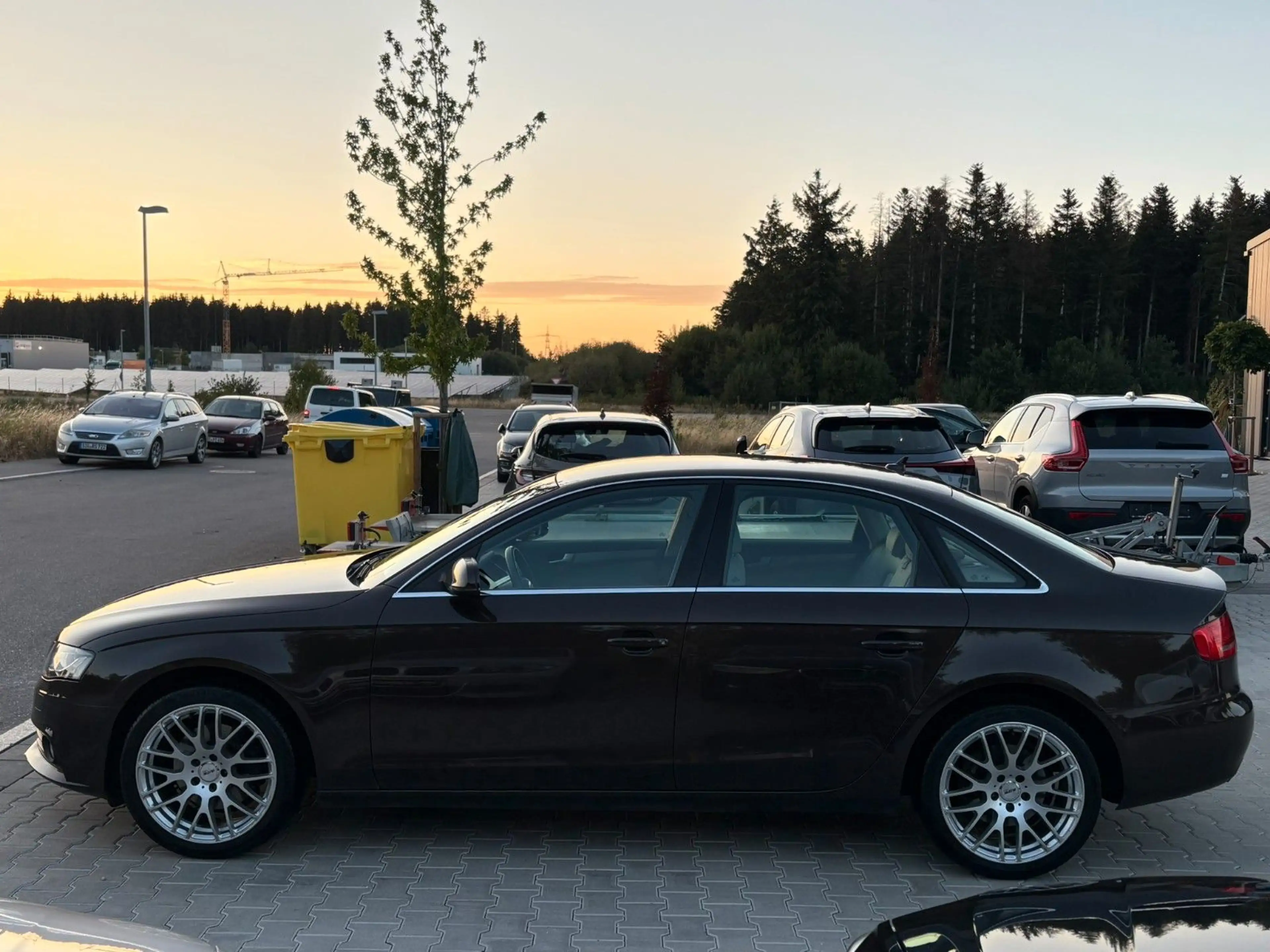 Audi A4 1.8 TFSI quattro Lim. / Bi-Xenon / Leder / 18 — photo 9