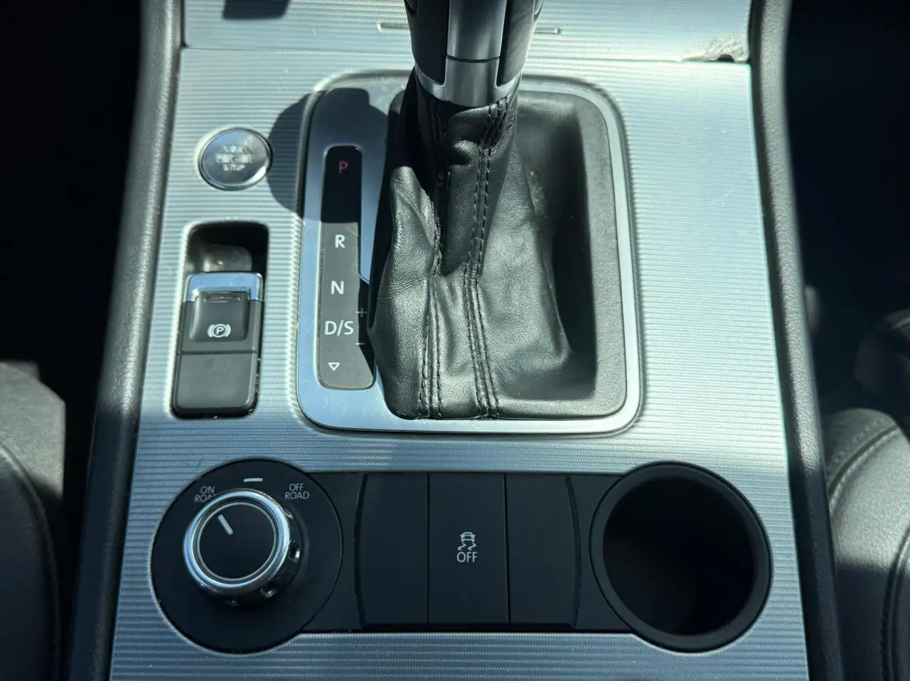 Volkswagen Touareg снимка Volkswagen Touareg
