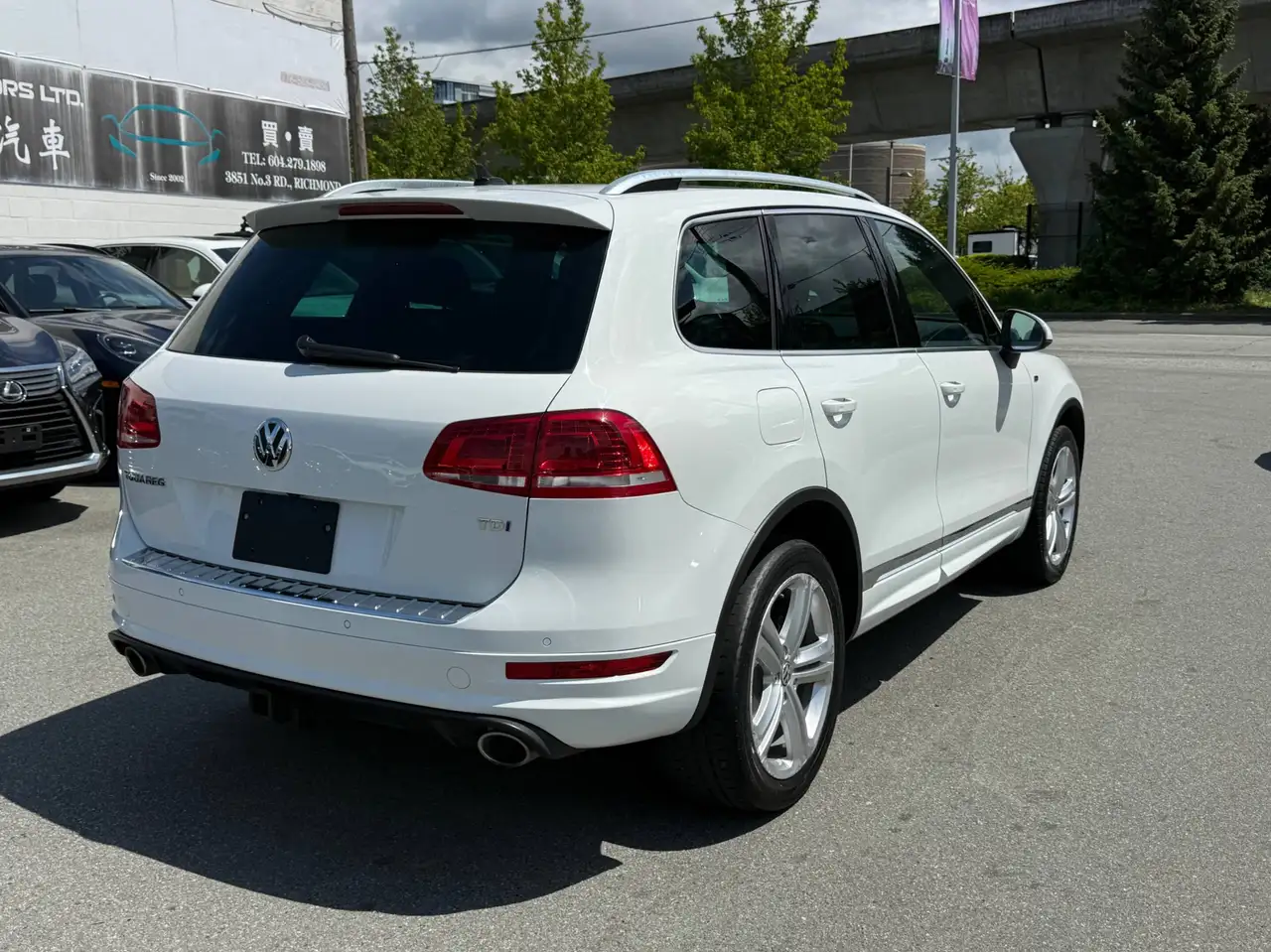 Volkswagen Touareg снимка Volkswagen Touareg