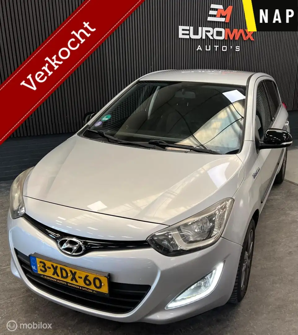 Hyundai i20 1.2i Go! Plus NAP - Trekhaak - Airco Szürke - 1