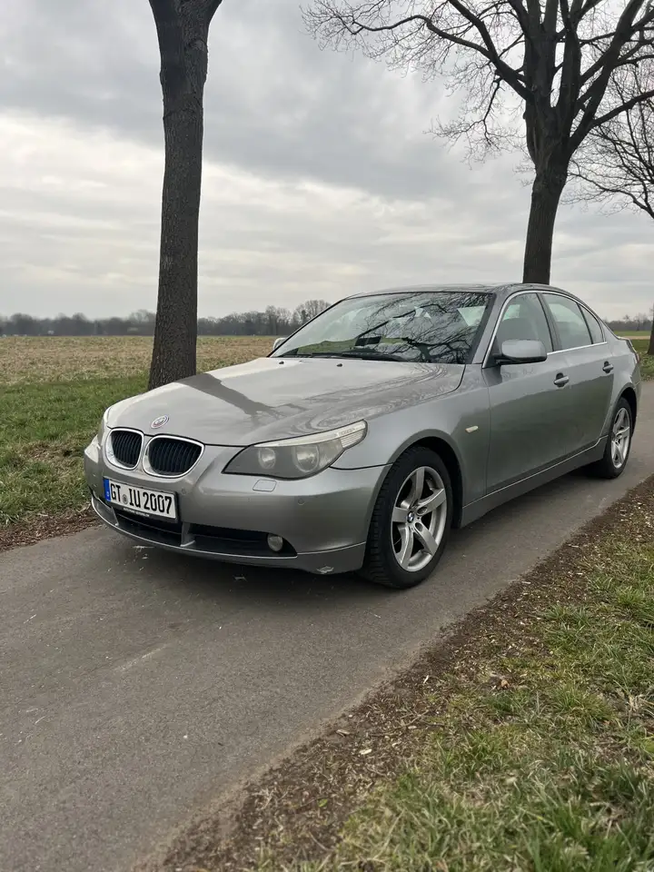 BMW 520